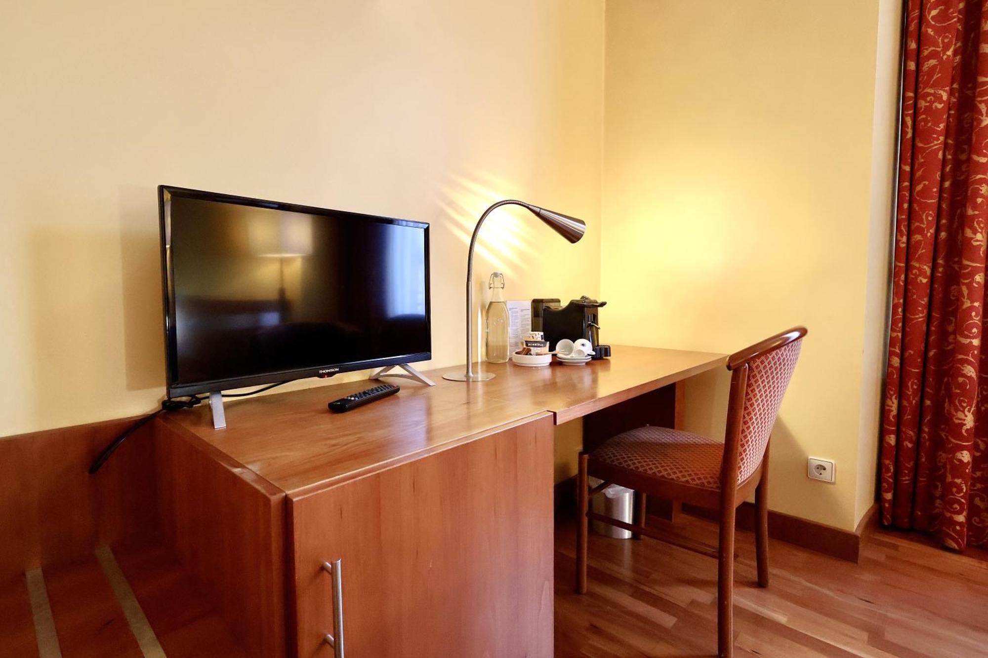 Hotel De La Poste Esch-sur-Alzette Zewnętrze zdjęcie